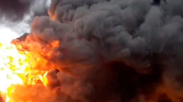 Ρωσία: Πυρκαγιά σε διυλιστήριο στην Κρασνοντάρ