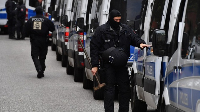 Επτά συλλήψεις στη Γερμανία στο πλαίσιο έρευνας για χρηματοδότηση της οργάνωσης Ισλαμικό Κράτος
