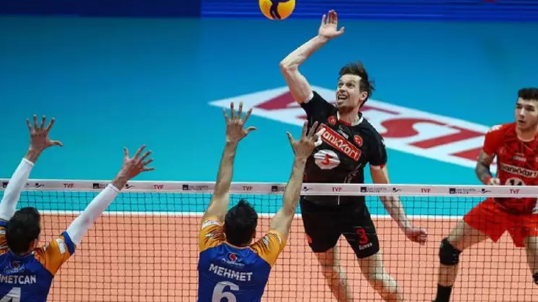 Βόλεϊ: Σημαντική ενίσχυση για τον ΠΑΟΚ με τον Φαν Χάρντερεν