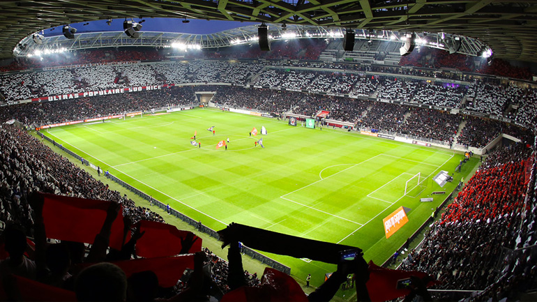 Το... καταπράσινο γήπεδο της Νις