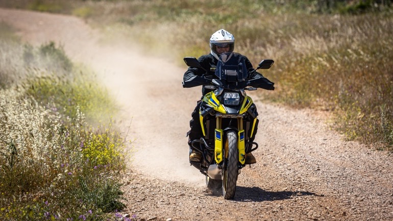 Οδηγούμε Suzuki V-Strom 800 & 1050