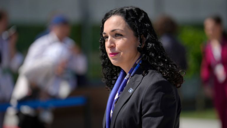 Η πρόεδρος του Κοσόβου καλεί τη Σερβία να σταματήσει να αποσταθεροποιεί τη χώρα