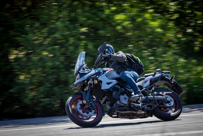 Τις καλύτερες εντυπώσεις μας άφησε στην άσφαλτο η 1050