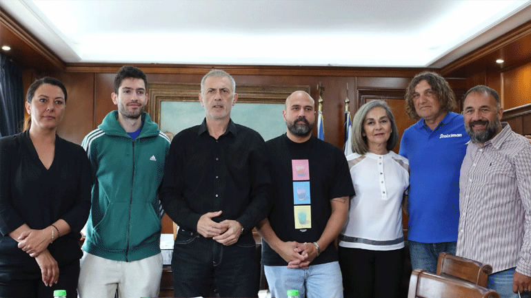 Την Κυριακή 4/6 το «Piraeus Street Long Jump», παρουσία του Μίλτου Τεντόγλου