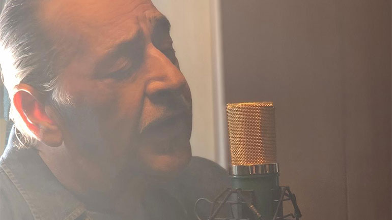 Η «απόλυτη» επιστροφή του Βασίλη Καρρά είναι γεγονός! – Νέο τραγούδι «Για πάρτη της»