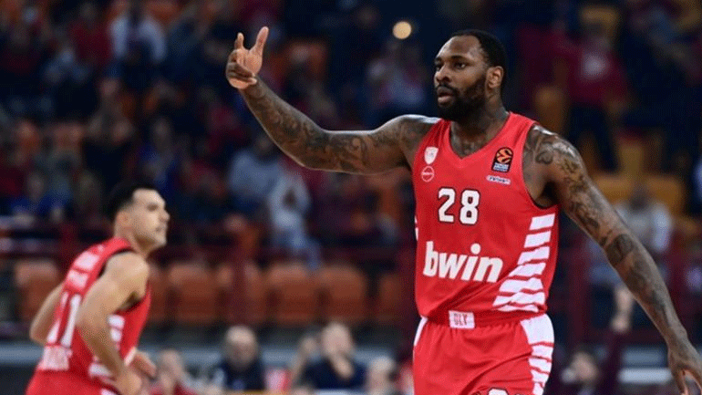 Ολυμπιακός: Ανέβασε ρυθμούς ο Ταρίκ Μπλακ