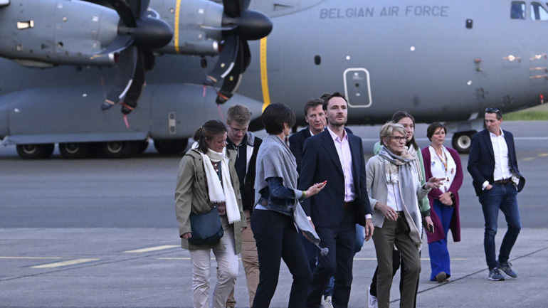 Έφθασαν στις Βρυξέλλες οι τρεις Ευρωπαίοι που απελευθερώθηκαν από τις ιρανικές αρχές