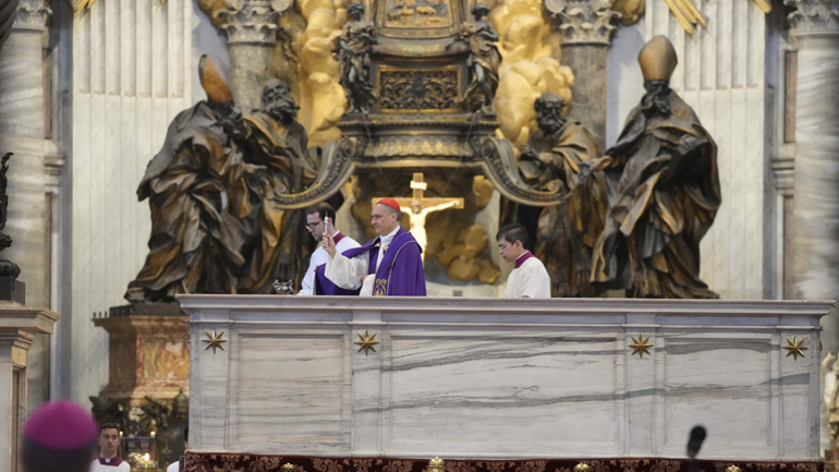 Βατικανό: Ειδική «λειτουργία εξαγνισμού» στη Βασιλική του Αγίου Πέτρου – Άνδρας γδύθηκε μέσα στον ναό