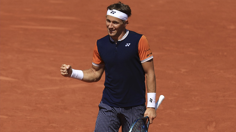 Ρολάν Γκαρός: Με μεγάλο κόπο στους «8» ο Ρουντ