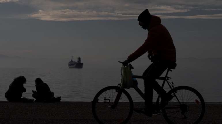 Θεσσαλονίκη: 60χρονος ποδηλάτης βρέθηκε στην θάλασσα