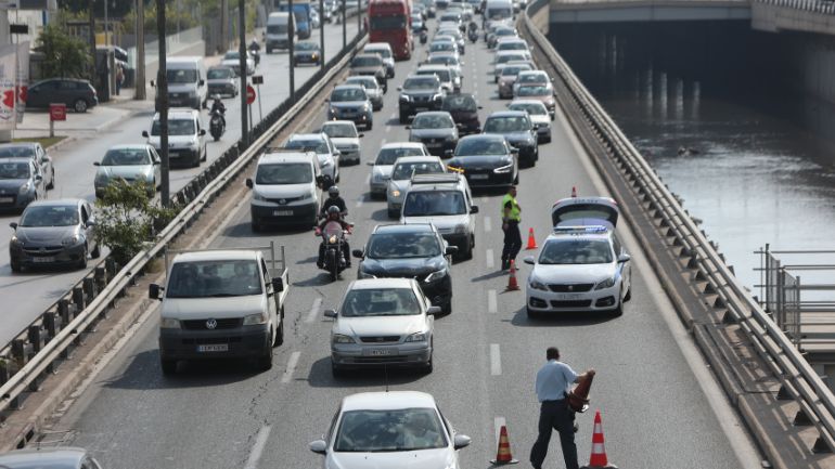 Κίνηση στους δρόμους: Στο «κόκκινο» Κηφισός, λεωφόρος Κηφισίας και κέντρο