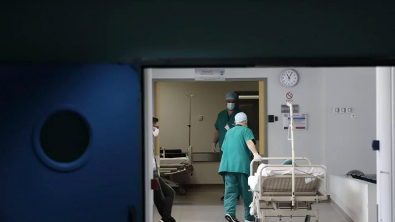 Ηράκλειο: «Ξύπνησε» η 40χρονη νηπιαγωγός που έχασε τις αισθήσεις της στο οδοντιατρείο