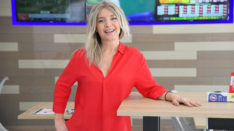 Όλγα Φακίνου – Ιδιοκτήτρια καταστήματος ΟΠΑΠ στο Χαλάνδρι