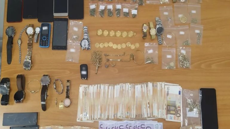 Διάρρηξη σε γραφεία κατασκευαστικής εταιρείας στην Καλλιθέα – Αφαίρεσαν χρήματα και κοσμήματα μεγάλης αξίας