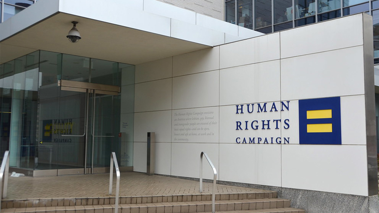 ΗΠΑ: Οργάνωση προάσπισης των δικαιωμάτων των ΛΟΑΤΚΙ+ ατόμων κήρυξε κατάσταση έκτακτης ανάγκης για την κοινότητα