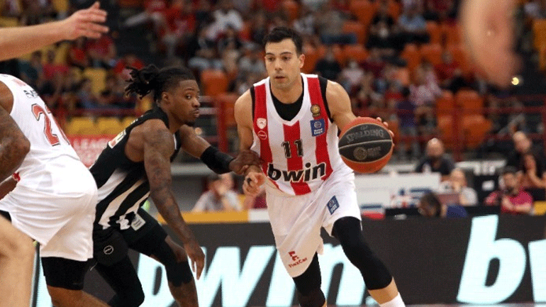 Ολυμπιακός: Παρέμεινε εκτός προπόνησης ο Κώστας Σλούκας