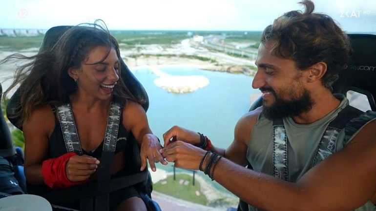 Survivor All Star: Ο Σάκης Κατσούλης έκανε πρόταση γάμου στη Μαριαλένα Ρουμελιώτη
