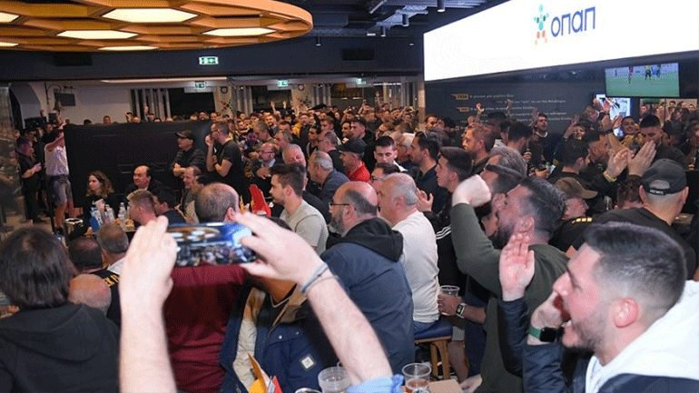 Μάντσεστερ Σίτι και Ίντερ παίζουν μπάλα το Σάββατο στο κατάστημα ΟΠΑΠ της οδού Νάξου 4 στο Γαλάτσι