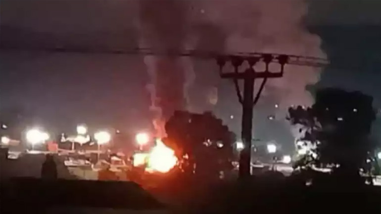 Η ΕΛ.ΑΣ. διερευνά αν ο εμπρησμός στο βενζινάδικο στον Ασπρόπυργο συνδέεται με το οργανωμένο έγκλημα Η ΕΛ.ΑΣ. διερευνά αν ο εμπρησμός στο βενζινάδικο στον Ασπρόπυργο συνδέεται με το οργανωμένο έγκλημα