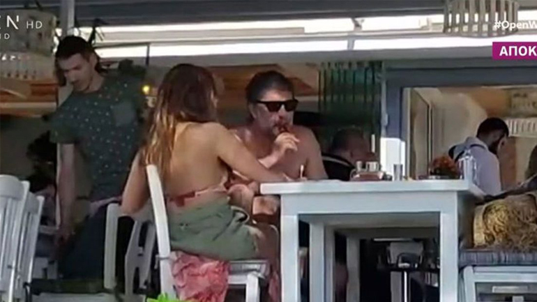 Δέσποινα Βανδή-Βασίλης Μπισμπίκης: Ρομαντική έξοδος στο Καβούρι για το ερωτευμένο ζευγάρι