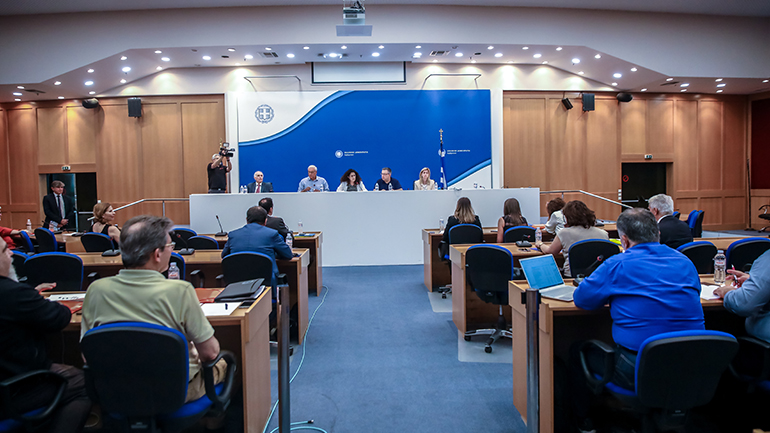 Συνεδρίασε η Διακομματική Επιτροπή για ραδιοτηλεοπτικό χρόνο και χρηματοδότηση των κομμάτων