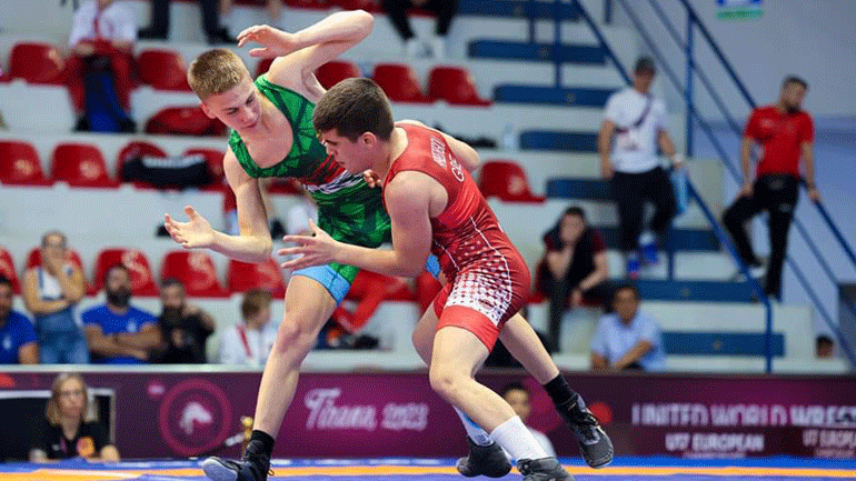 Πάλη: Παπαγεωργίου και Ευθυμιάδης στα ρεπεσάζ του Ευρωπαϊκού U17