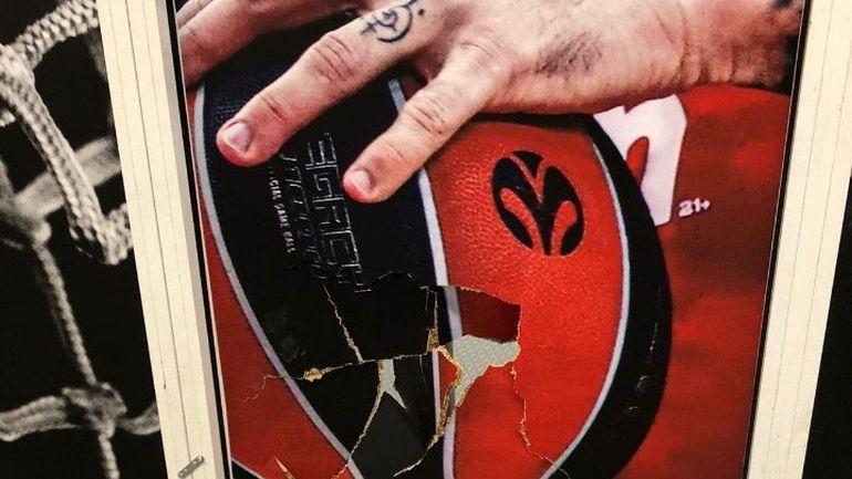 Καταγγελία Ολυμπιακού για σπασμένα διαχωριστικά – «Συγγνώμη» από Παππά