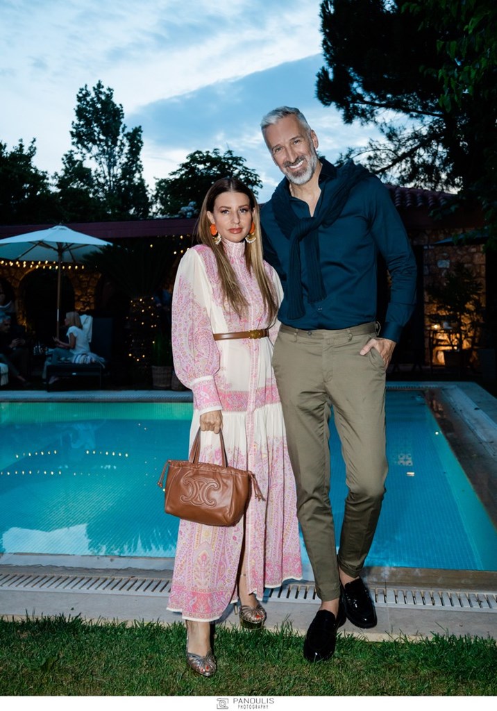 Στέλλα Μουγκαλιάν, Κωνσταντίνος Τέγος