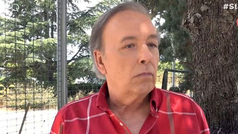 O Ανδρέας Μικρούτσικος απαντά για τη φημολογούμενη αποχώρησή του από την εκπομπή της Καινούργιου O Ανδρέας Μικρούτσικος απαντά για τη φημολογούμενη αποχώρησή του από την εκπομπή της Καινούργιου