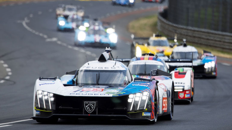Η ομάδα της Peugeot TotalEnergies τερμάτισε στην 8η και 12η θέση στον αγώνα των 24 Ωρών του Le Mans