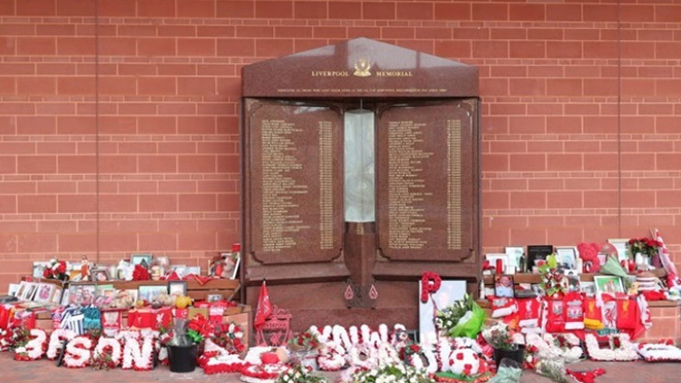 Οπαδός της Τότεναμ αποκλείστηκε για τρία χρόνια επειδή κορόιδευε την τραγωδία του Χίλσμπορο