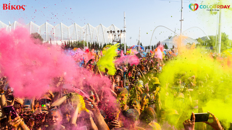 Στο Colourday Festival ξεδιψάμε με Βίκος: Η αγαπημένη γιορτή των χρωμάτων επιστρέφει και αυτό το καλοκαίρι με μοναδικές μουσικές εμπειρίες