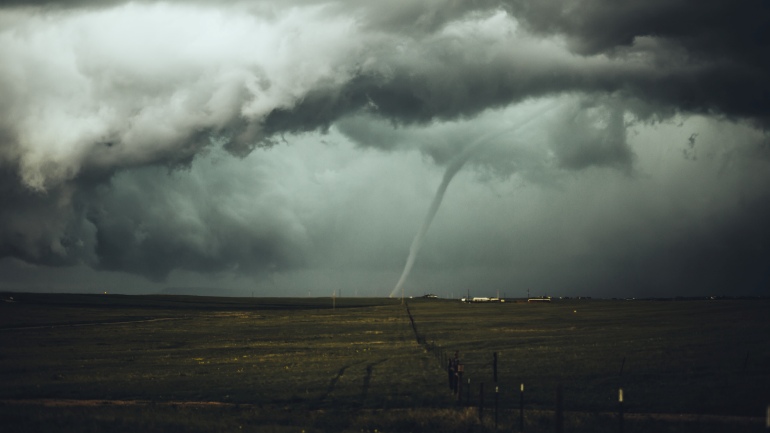 ΗΠΑ: Τουλάχιστον τρείς νεκροί και ανυπολόγιστες καταστροφές από τους ανεμοστρόβιλους στο Τέξας