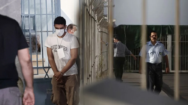 Στην ανακρίτρια οι 9 συλληφθέντες για το ναυάγιο της Πύλου