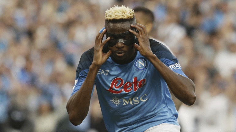 Μένει στη Νάπολι ο Όσιμεν