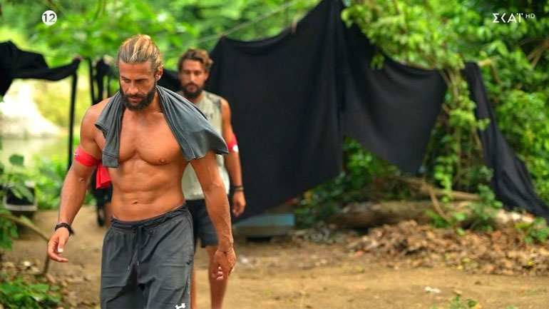 Ο Κωνσταντίνος Βασάλος αδειάζει Σάκη και Μαριαλένα για τη στάση τους «πίσω από τις κάμερες»