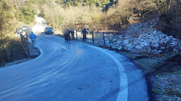 Αιτωλοακαρνανία: Νεκρός σε τροχαίο 49χρονος – Έχασε τον έλεγχο της μοτοσικλέτας του και έπεσε σε ρεματιά