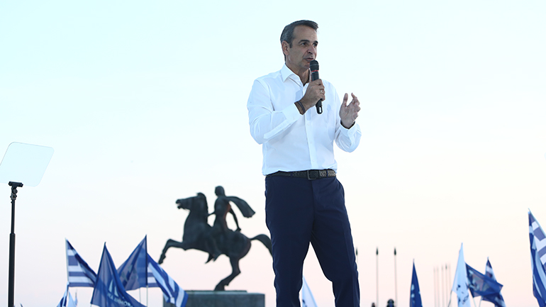 Μητσοτάκης από τη Θεσσαλονίκη: Αρκετά με τους ντεμέκ πιστούς και τους ντεμέκ πατριώτες