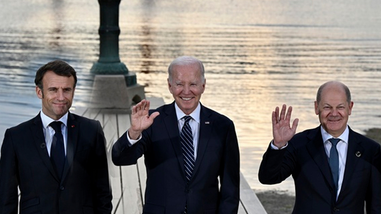 «Nα θέσουμε ως προτεραιότητα τις δίκαιες και αλληλέγγυες μεταβάσεις» υπογραμμίζουν 13 αρχηγοί κρατών