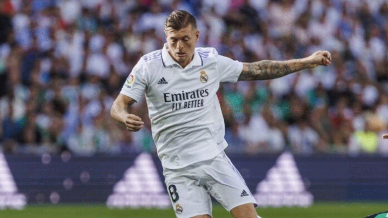 Γι’ ακόμη ένα χρόνο στη Ρεάλ ο Κρόος