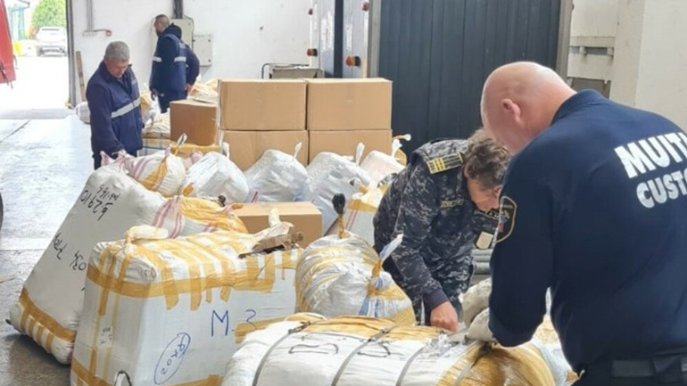 Βουλγαρικές και Πορτογαλικές τελωνειακές αρχές κατάσχουν 811.000 προϊόντα -μαϊμού