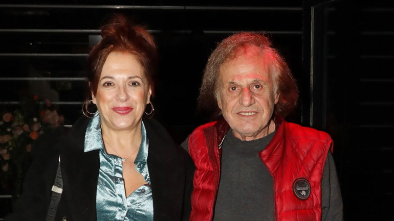 Η έκπληξη της Ελένης Ράντου στον Βασίλη Παπακωνσταντίνου για τα γενέθλιά του