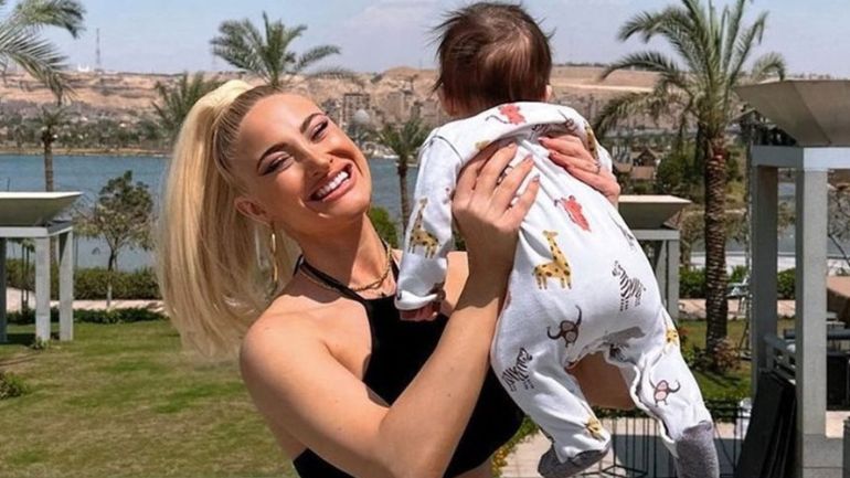 Ιωάννα Τούνη: Διακοπές στη Μύκονο με τον Δημήτρη Αλεξάνδρου και τον 6 μηνών γιο τους