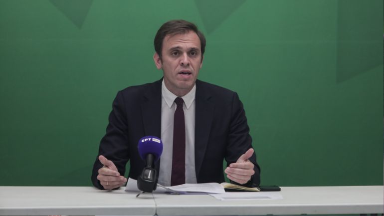 «Δημοκρατία»: Δικηγόρος των funds ο Μάντζος – Τι απαντά ο ίδιος