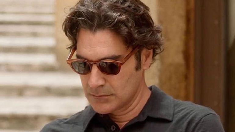 «Maestro»: Ο Χριστόφορος Παπακαλιάτης μας συστήνει το τηλεοπτικό του μωρό «Maestro»: Ο Χριστόφορος Παπακαλιάτης μας συστήνει το τηλεοπτικό του μωρό