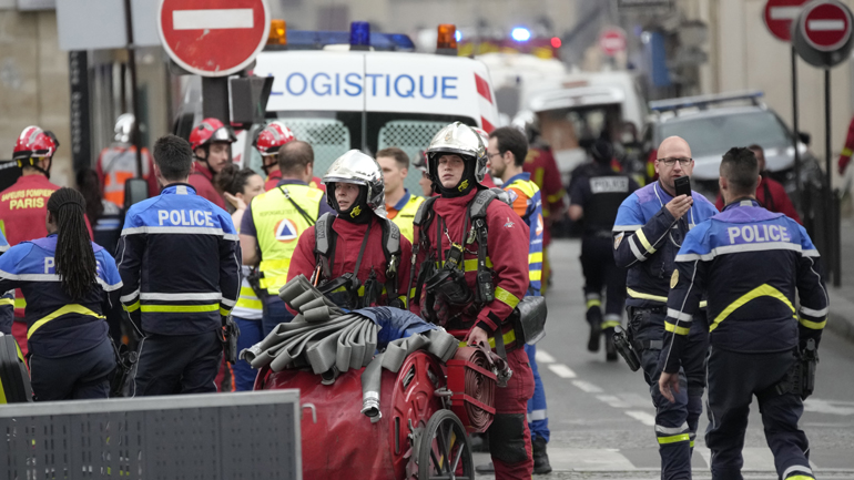 Παρίσι: Τους 37 έφτασαν οι τραυματίες από την έκρηξη σε κτήριο Παρίσι: Τους 37 έφτασαν οι τραυματίες από την έκρηξη σε κτήριο