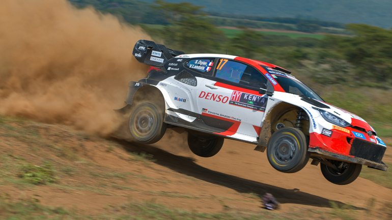 O Sébastien Ogier προηγείται στο Safari Rally Kenya- Η Toyota έκανε το 1-2-3