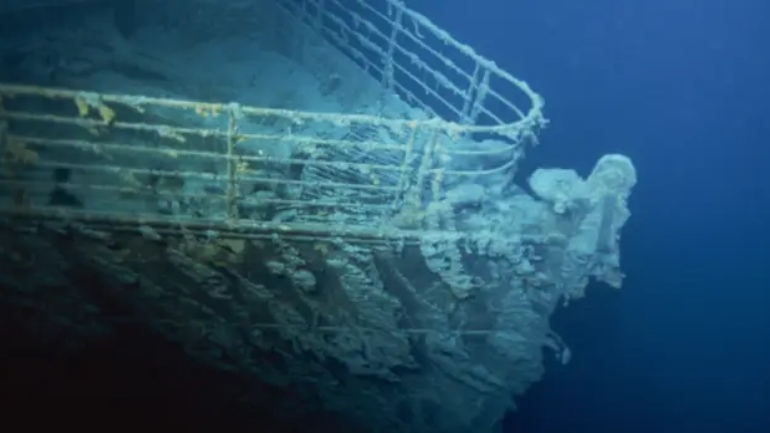 ΗΠΑ: Καιρός να σκεφτούμε εάν πρέπει να σταματήσουν οι αποστολές στο ναυάγιο του Τιτανικού, λέει ο πρόεδρος της Titanic International Society