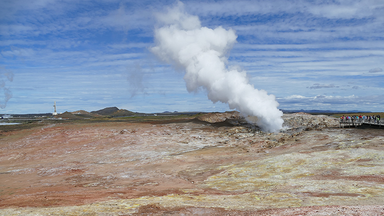 Γεωθερμία, όταν η ζέστη από τα έγκατα της γης κάνει το ψυγείο να παγώνει