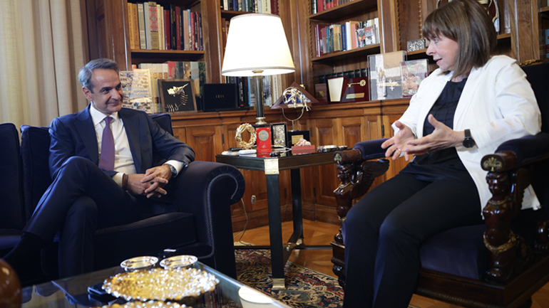 Παρέλαβε την εντολή σχηματισμού κυβέρνησης από την ΠτΔ ο Κυρ. Μητσοτάκης